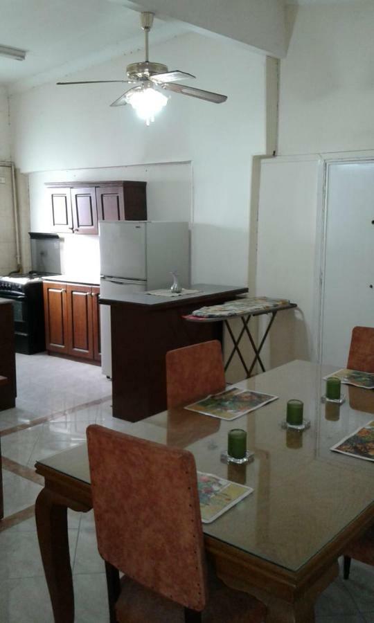 Elegant Heliopolis, Studio-Apartment Kairó Kültér fotó